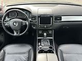 Volkswagen Touareg (2011) 3.0 TDi 4x4, AT, navi, bixen - náhled 8