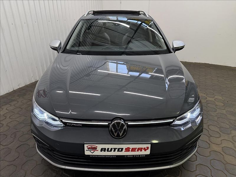 Volkswagen Golf ALLTRACK 147KW 4M PANO IQ.LED - fotka 13 z 47