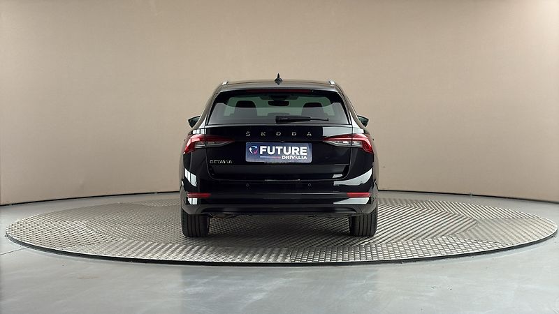Škoda Octavia 1.5 TSI Style Combi - fotka 5 z 26