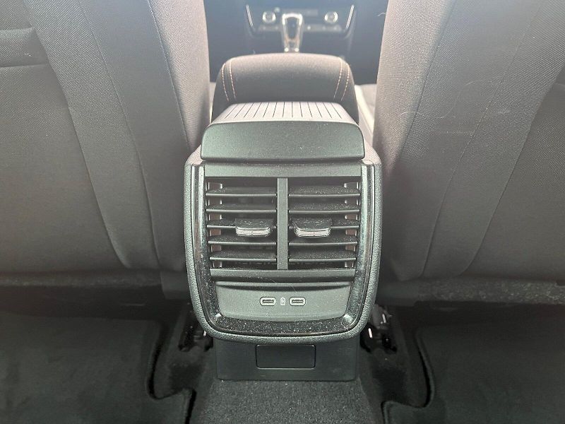Škoda Kamiq (2024) TOP SELECTION 1.0 TSI 85 kW DS - fotka 25 z 31
