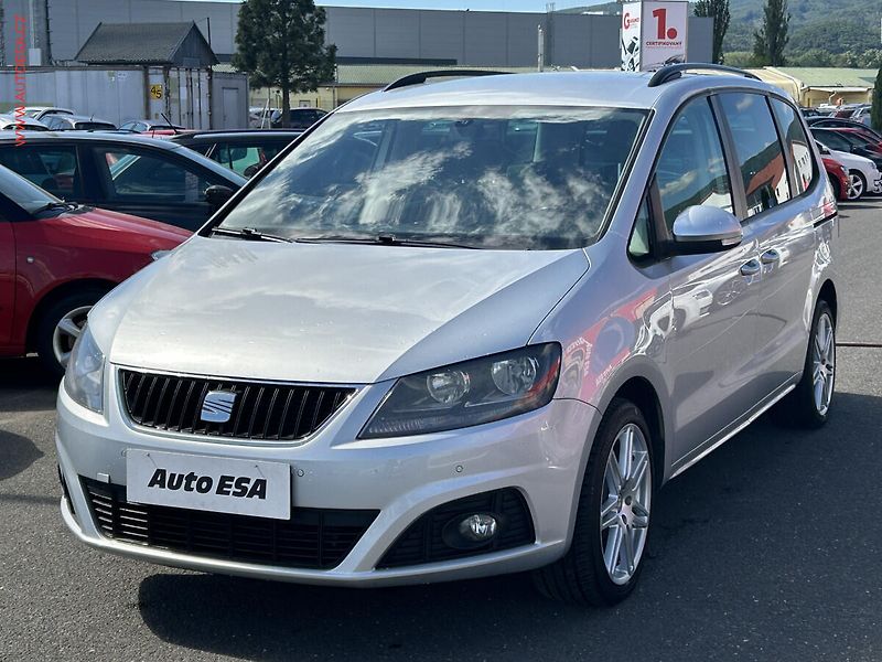 Seat Alhambra (2012) 2.0 TDi 7míst, Style, DSG, AC - fotka 3 z 18