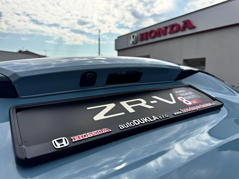 Honda ZR-V (2026) 2.0e:HEV 135kW Sport SKLADEM - fotka 28 z 34