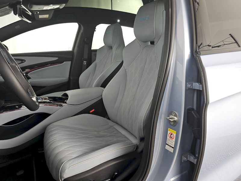 BYD Seal (2025) 82,5kWh 313k DESIGN RWD - fotka 6 z 39