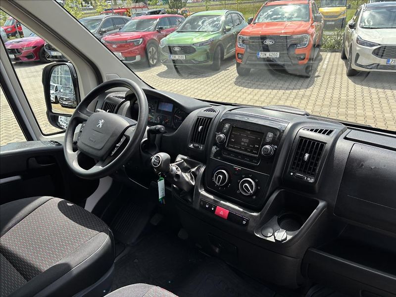 Peugeot Boxer 2,2 BHDI 103kW L2 Kombi Van - fotka 20 z 34