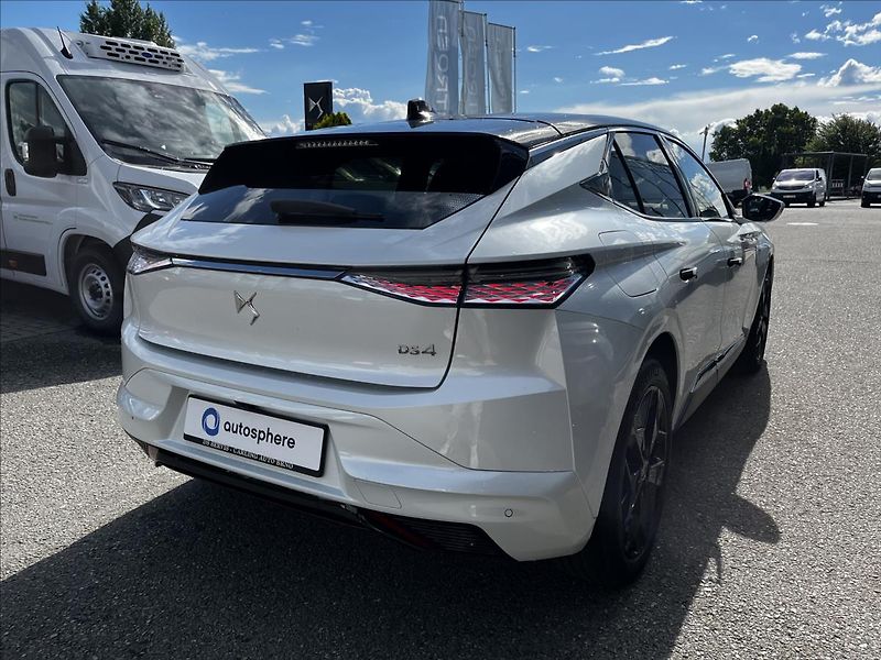 DS Automobiles DS4 1,2   PALLAS 136 HYBIRD - fotka 3 z 24