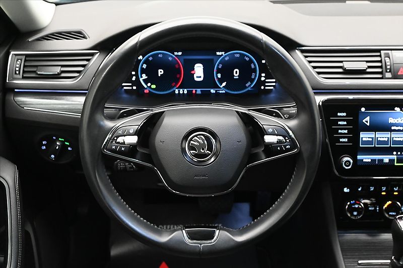 Škoda Superb 2,0 TDI 110kW Style DSG Záruka - fotka 18 z 31