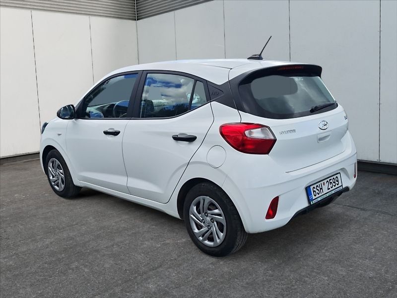 Hyundai i10 1,0 i Comfort Club - fotka 4 z 11