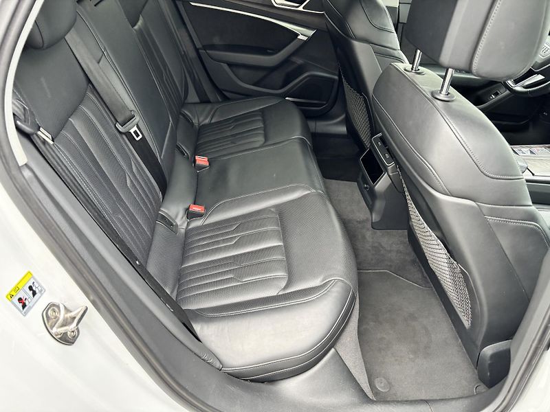 Audi A6 (2019) 3.0 TFSi 250 kW Quattro ČR - fotka 13 z 38