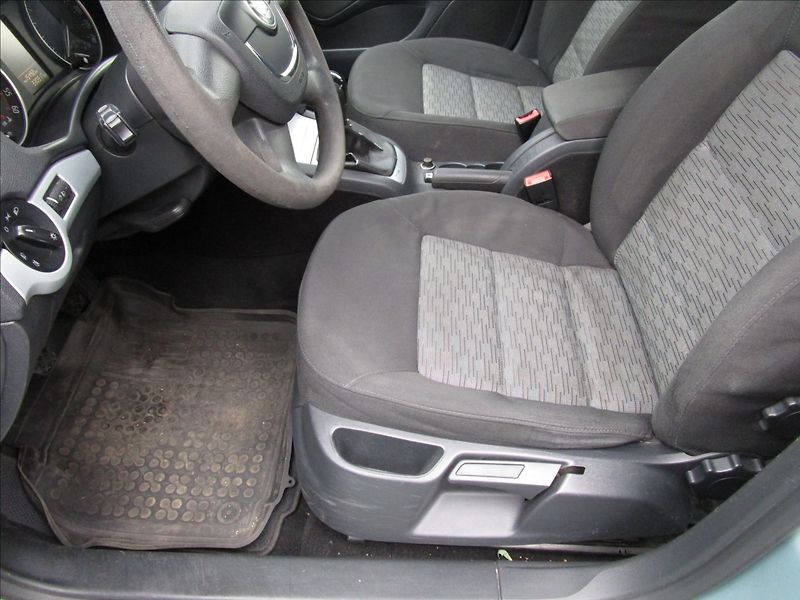 Škoda Octavia Combi 1.9TDi Ambiente, Klima - fotka 11 z 41