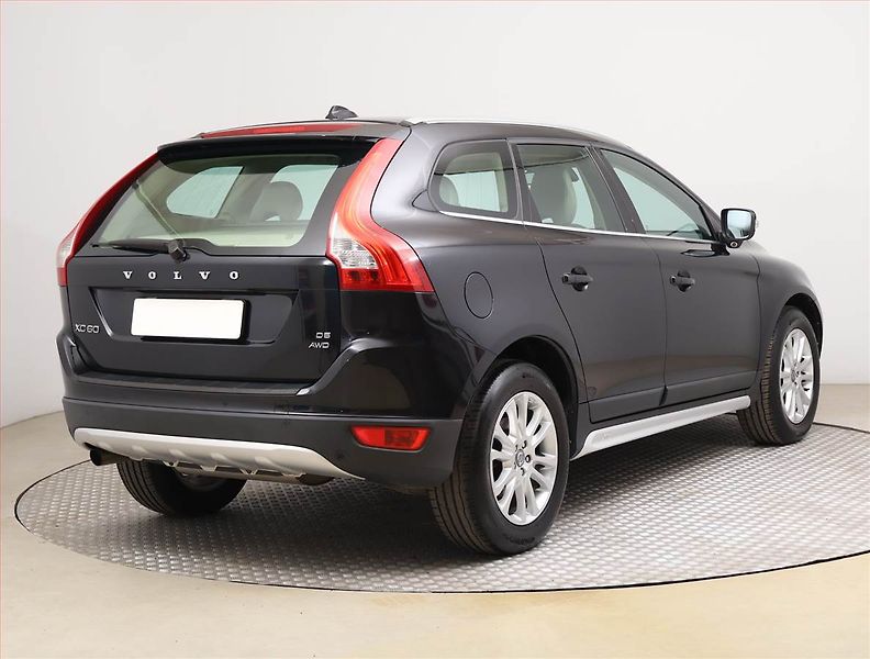Volvo XC60 (2009) D5, 4X4, Serv.kniha, Xenony - fotka 5 z 20