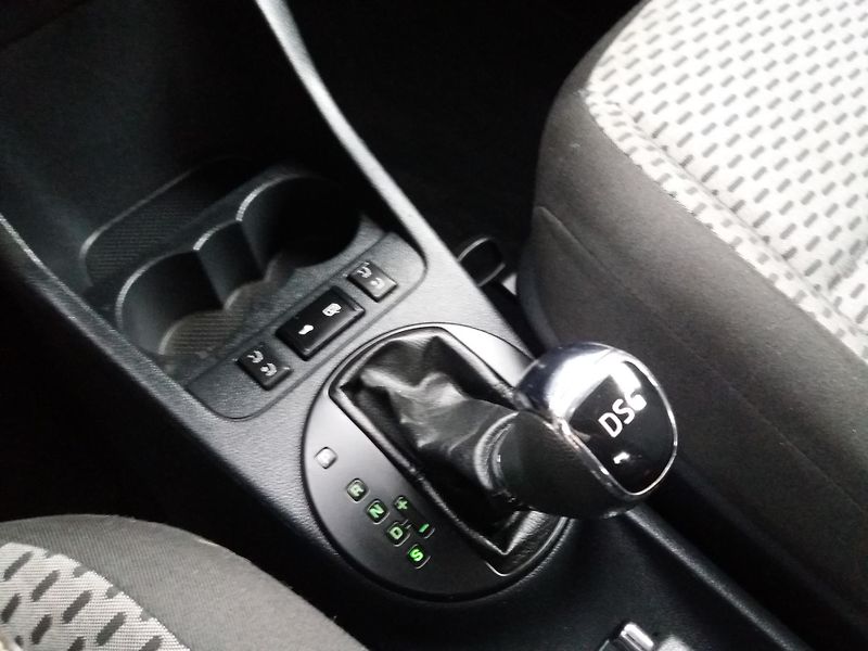 Škoda Fabia 1.2TSi,77kW,DSG,DIG.KLIM,VÝHŘE - fotka 14 z 36