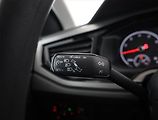 Volkswagen Polo (2019) 1.0 TSI, Automat - náhled 15