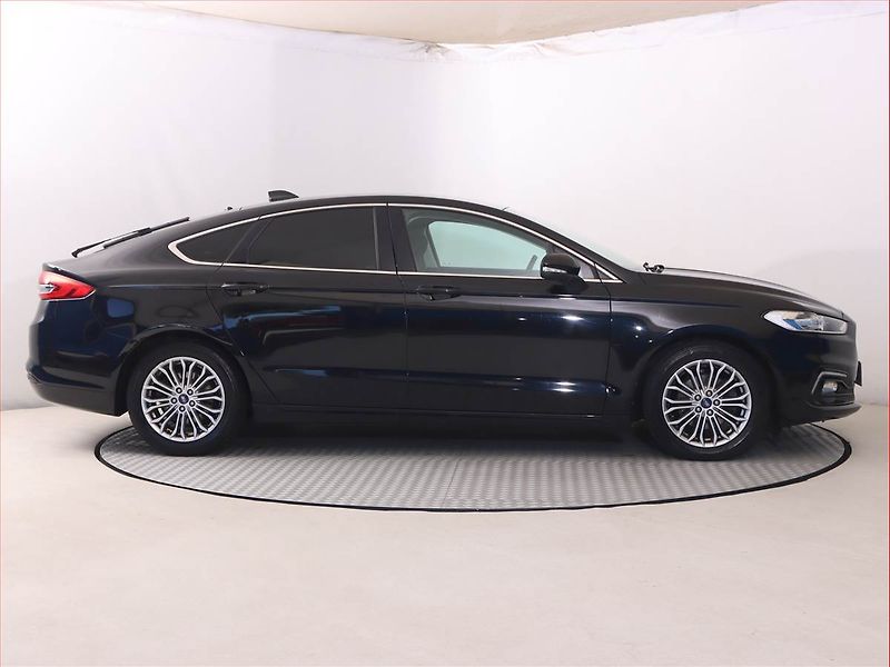 Ford Mondeo (2020) 2.0 TDCI, Serv.kniha, Navi - fotka 6 z 21