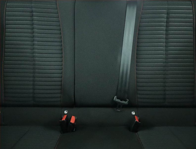 Peugeot 208 (2021) 50 kWh, SoH 89%, Automat - fotka 10 z 19