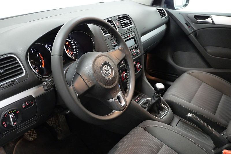 Volkswagen Golf - fotka 21 z 24