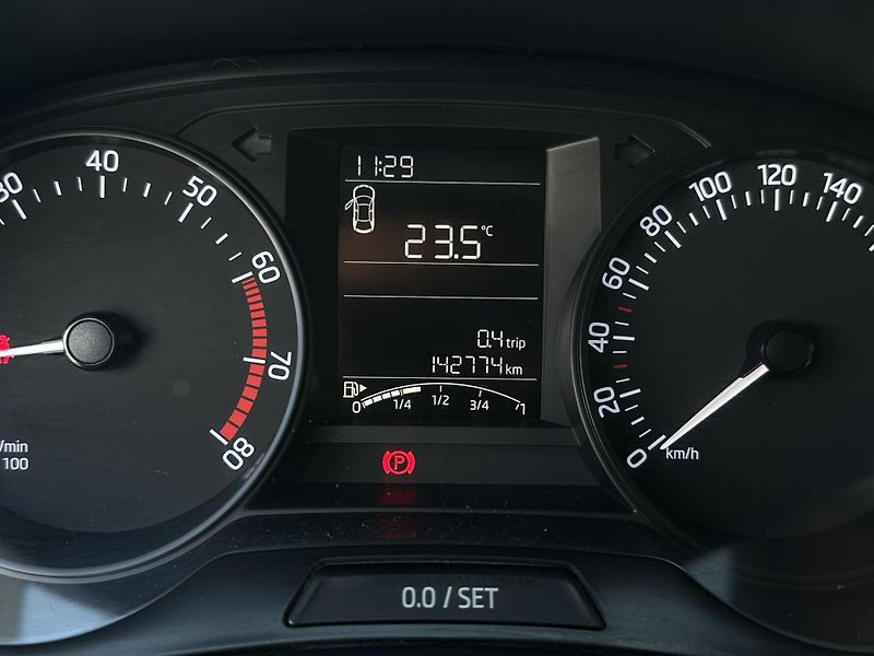 Škoda Fabia (2018) 1.0TSI/70kW * 1.Maj. * KLIMA  - fotka 10 z 32