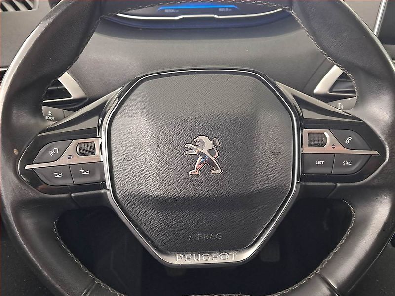Peugeot 3008 (2019) 1.2 PureTech, ČR,1.maj - fotka 16 z 16