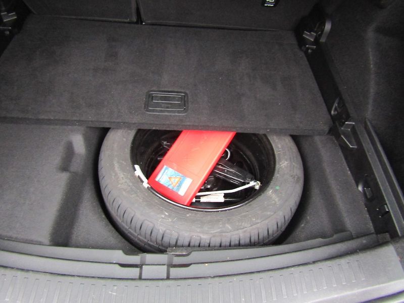 Renault Mégane (2019) 1.3 TCe  AUTOMAT - fotka 27 z 46