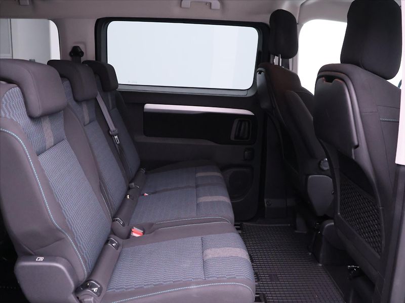 Peugeot Traveller 2,0 HDi 106kW CZ L2 8-Míst DPH - fotka 13 z 28