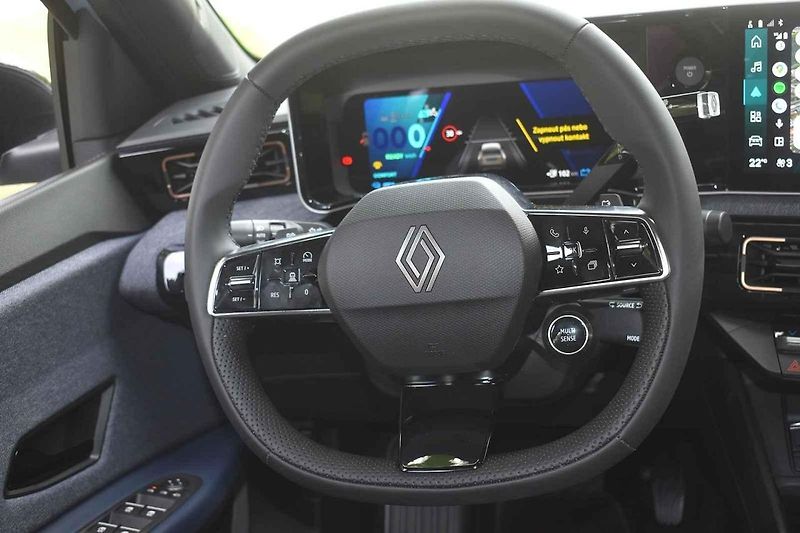 Renault 4 může být dobrým univerzálním rodinným vozem.