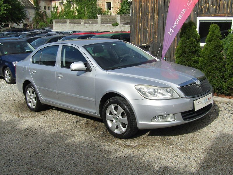 Škoda Octavia (2009) 1.9 TDI 77kW BXE BEZ DPF - fotka 7 z 36