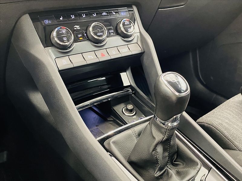 Škoda Karoq 2,0 TDI 110kW Style - fotka 18 z 25