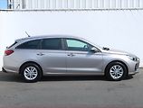 Hyundai i30 (2017) 1.0 T-GDI, Serv.kniha - náhled 6