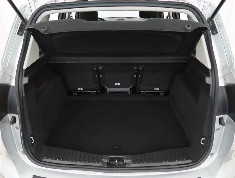 Ford C-MAX (2018) 1.0 EcoBoost, ČR,1.maj - fotka 13 z 19