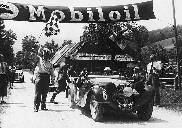 Polská Rally 1939 a na startu je s vozem Aero 50 Vladimír Vojtěchovský., zdroj: Wikimedia Commons, Narodowe Archiwum Cyfrowe, volné dílo