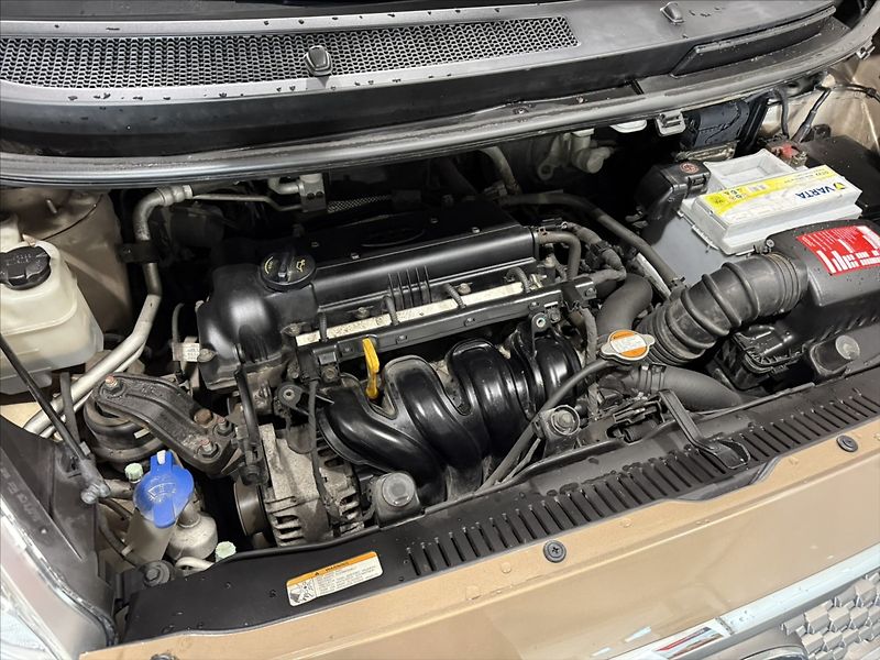 Kia Venga 1,4   i KLIMA NOVÉ ROZVODY - fotka 28 z 30