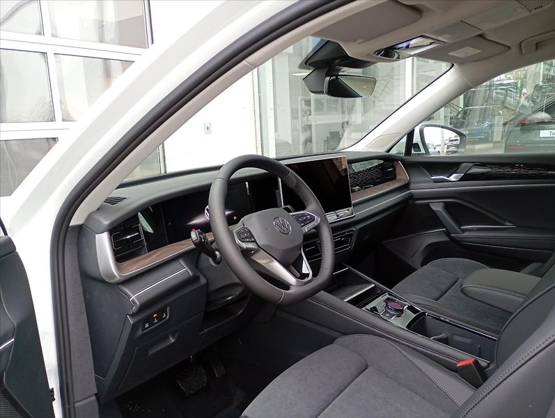 Volkswagen Tayron (2026) 2,0 TDI 110 kW 7DSG  Elegance - fotka 15 z 17