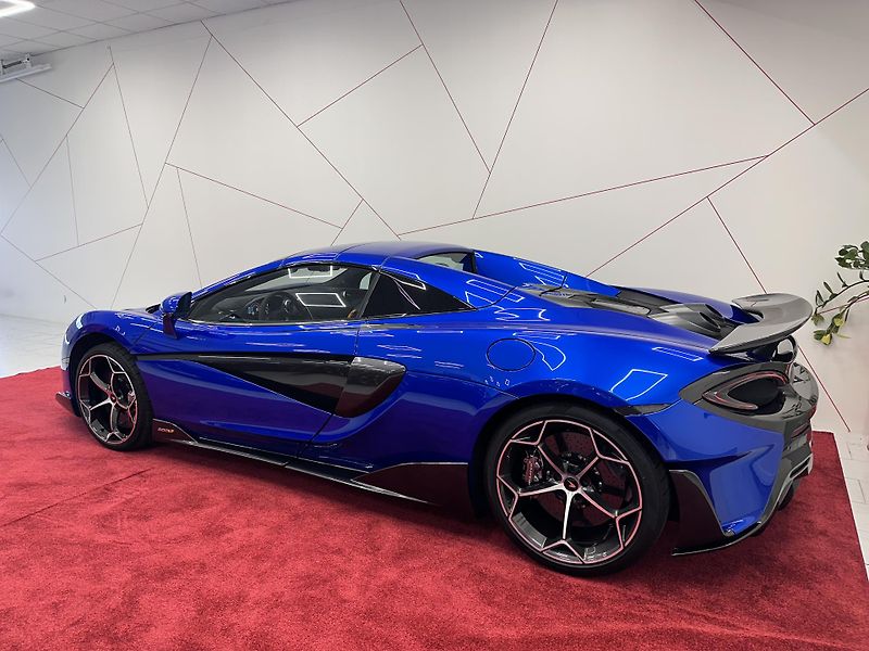 McLaren 600LT (2020) Spider B&W*CARBON*SERVIS*TOP - fotka 6 z 14