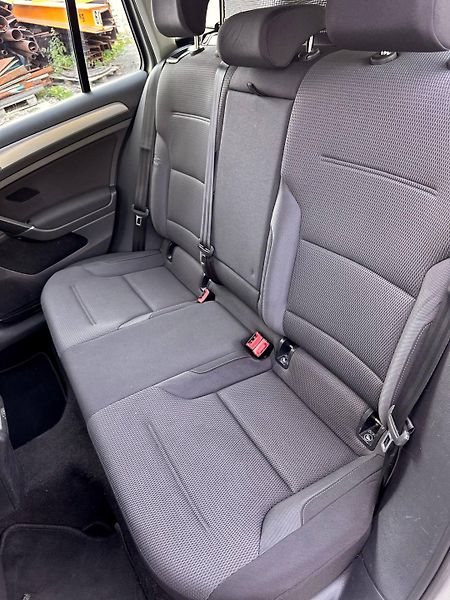 Volkswagen Golf (2015)  VII KOMBI 1.6 TDI DSG WEBASTO - fotka 15 z 28