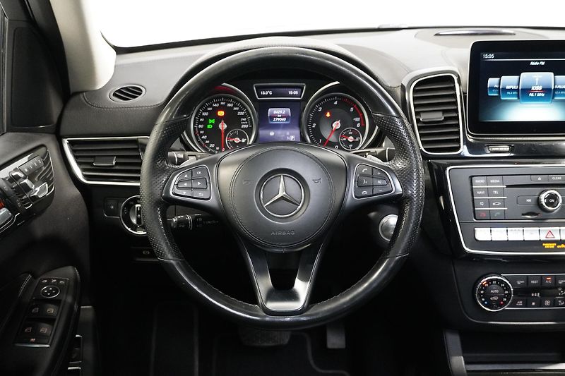 Mercedes-Benz GLS 350dAMG,ČR,NZ.TOP,TAŽNÉ,VZDUCH - fotka 26 z 35