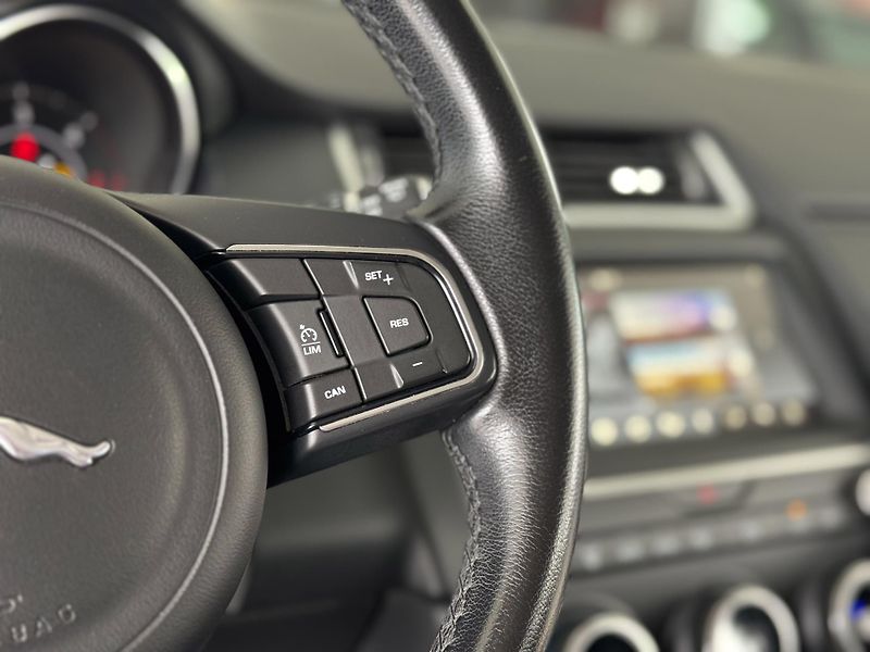 Jaguar E-Pace D150*Full LED*Kamera*19