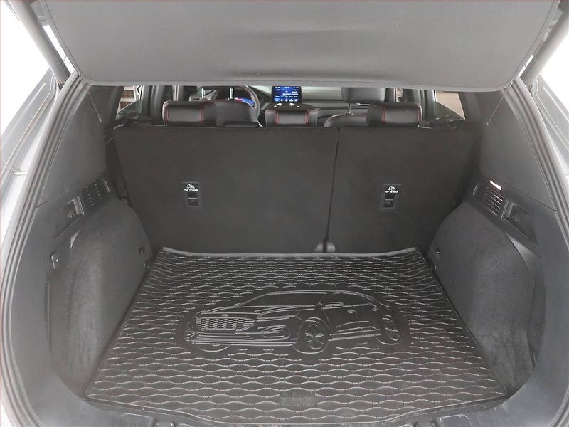 Ford Kuga (2021) ST-Line 1.5 EcoBoost - fotka 14 z 24