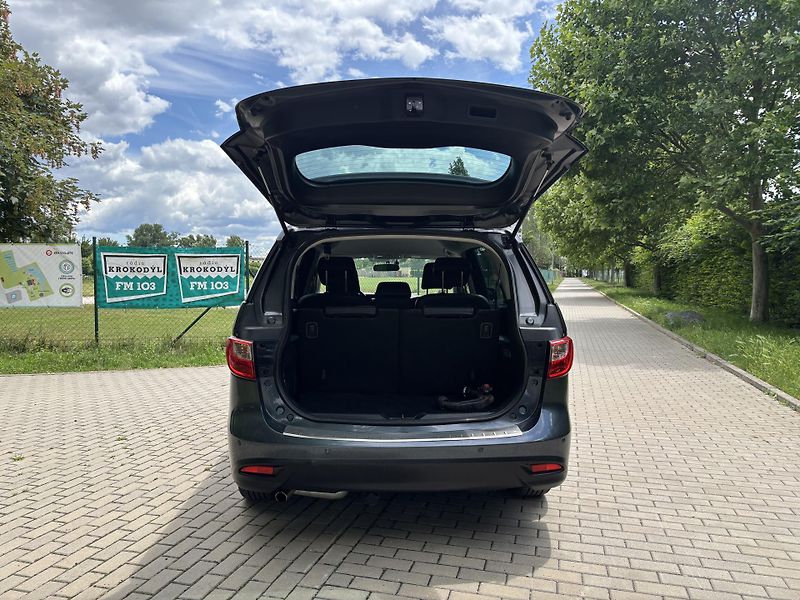 Mazda 5 2.0 Sports-Line 7 míst - fotka 22 z 30