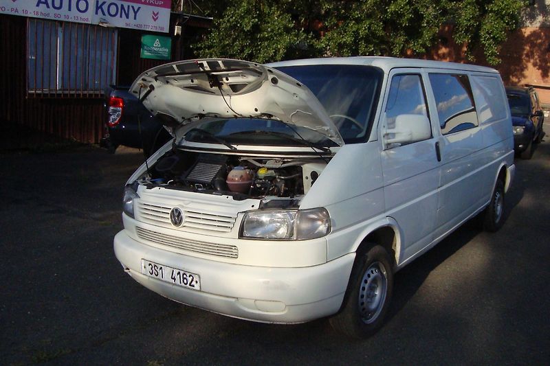 Volkswagen Transporter (2000) T4,2.5 TDi,ČR,Nová STK 8/2028 - fotka 14 z 54