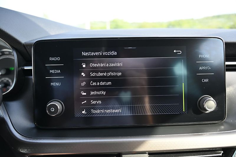 Škoda Scala 1.5TSI 110KW DSG Clever 1/2022 - fotka 26 z 49