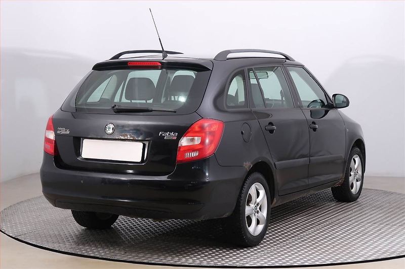 Škoda Fabia (2009) Elegance 1.6 16V, po STK - fotka 5 z 14