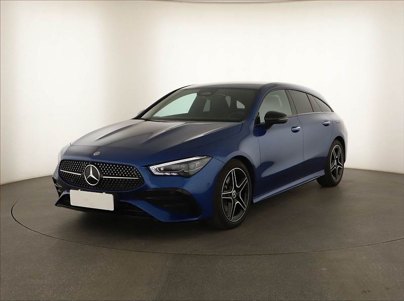 Mercedes-Benz CLA (2025) 200 - fotka 2 z 17