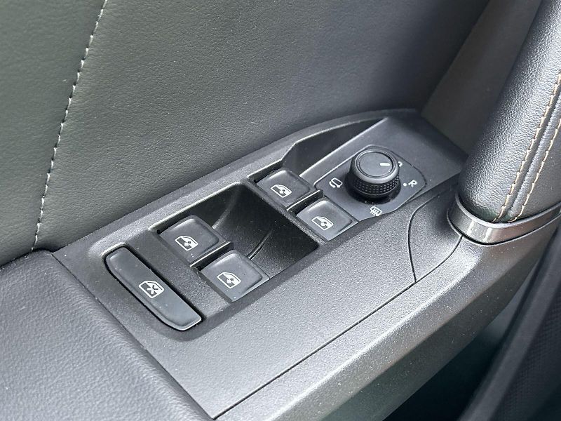 Cupra Formentor (2024) 1.5 TSI DSG - fotka 16 z 28