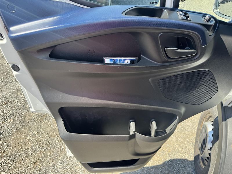 Iveco Daily 3.0,132kw,10p.motor 45 tis.km - fotka 14 z 36