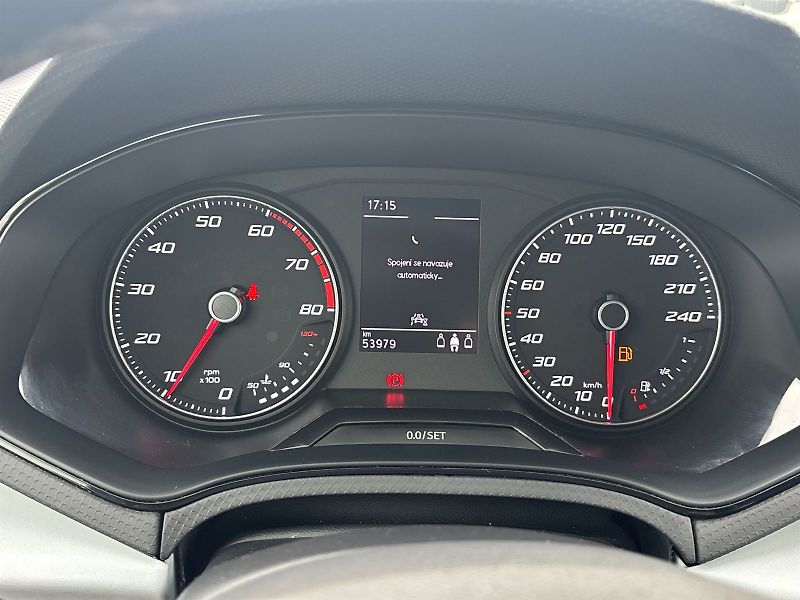 Seat Arona (2022) 1.0 TSI Style - fotka 6 z 27