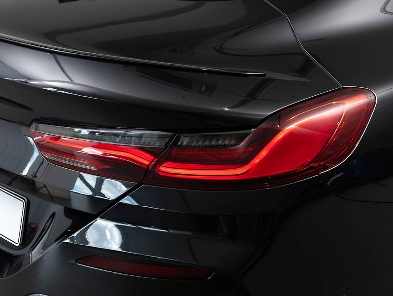 BMW Řada 8 M850i xDrive Coupe - fotka 10 z 21