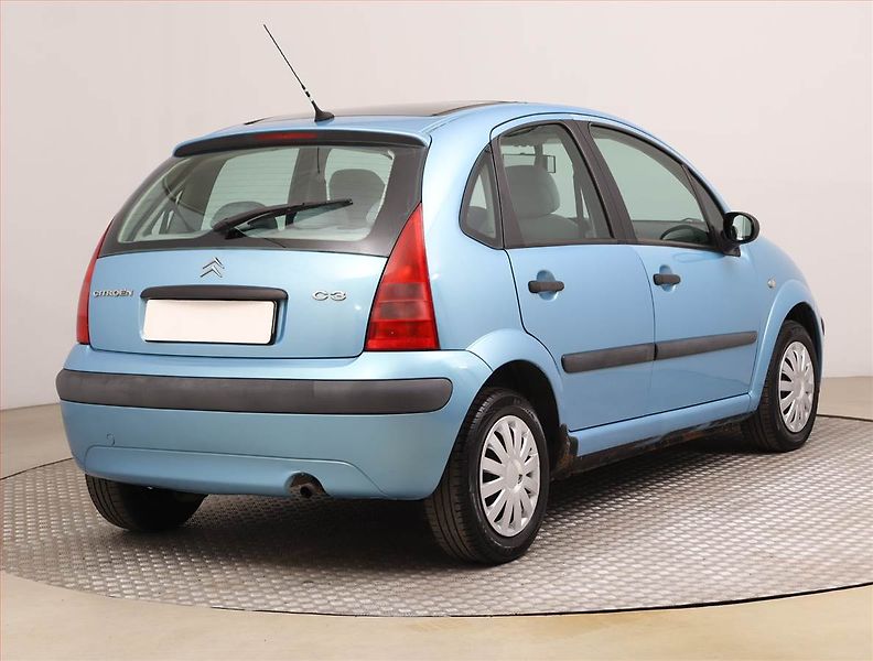 Citroën C3 (2004) 1.1 i, po STK, jezdí výborně - fotka 5 z 14