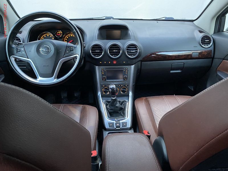 Opel Antara (2012) 2.4 4x4, Cosmo, bixen, +ALU - fotka 7 z 15