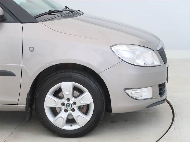 Škoda Roomster (2010) Elegance 1.2 TSI, Tempomat - fotka 14 z 16