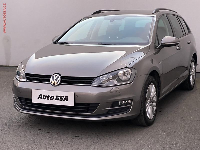 Volkswagen Golf (2014) 1.2 TSi, CUP, AC, park.čidla - fotka 3 z 17