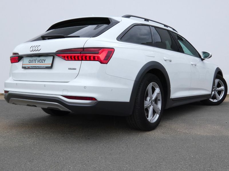 Audi A6 Allroad (2021) 50 TDI - fotka 10 z 29